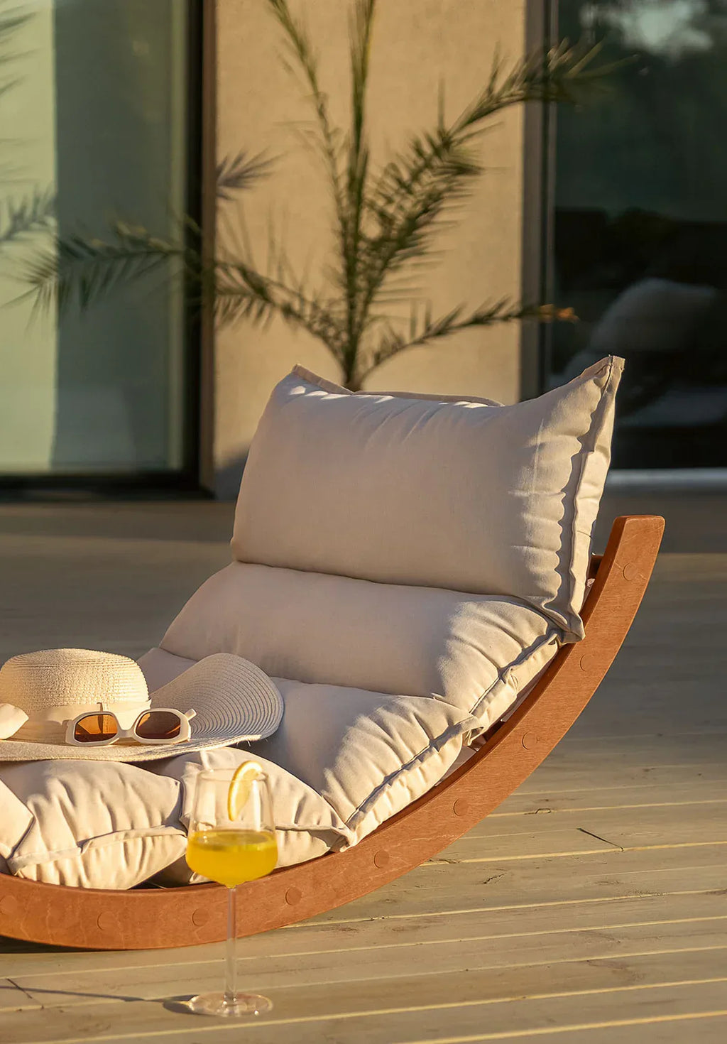 OHRA-outdoor-cushion-shell_cccd18b9-c108-4fb6-8304-32cce2b553b7_jpg - Les Jardins de Maison