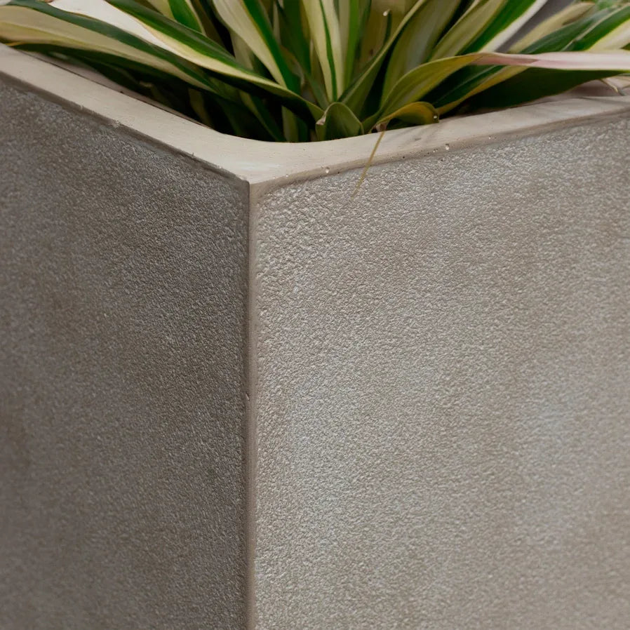 c5b3e8c0f4ec1a65c9cbf8d4bd2f2b9f6817bdf622647c0c2eb8e1ad999ae407_jpeg - Les Jardins de Maison